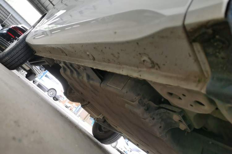 Used Wuling Hongguang MINIEV 2024 3rd Generation 215km Advanced Version Right Side Sill