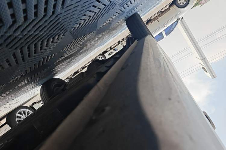 Used Wuling Hongguang MINIEV 2024 3rd Generation 215km Youth Edition Right Side Sill