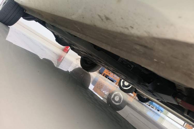 Used Wuling Hongguang MINIEV 2024 3rd Generation 215km Advanced Version Right Side Sill