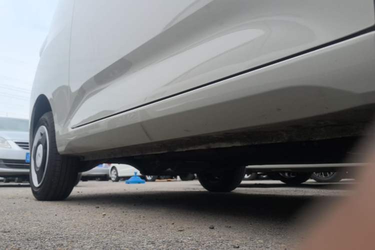 Used Wuling Hongguang MINIEV 2024 3rd Generation 215km Youth Edition Right Side Sill
