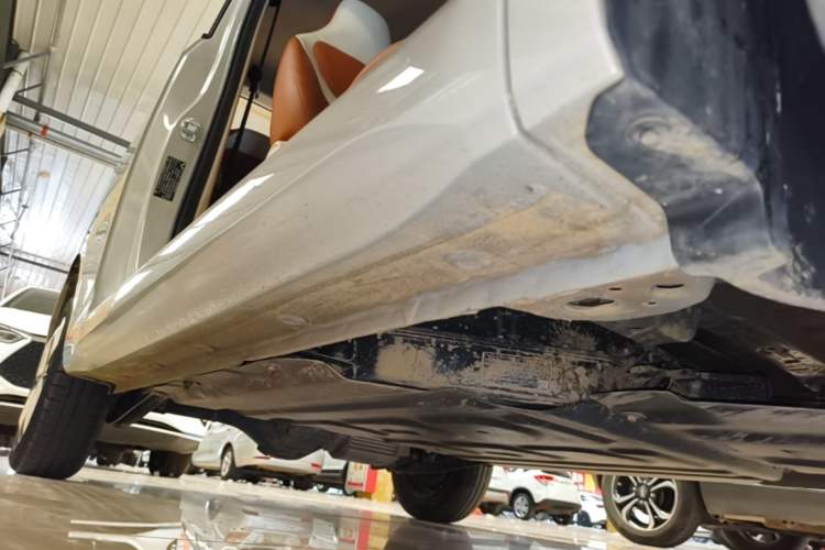 Used Wuling Hongguang MINIEV 2024 3rd Generation 215km Youth Edition Right Side Sill