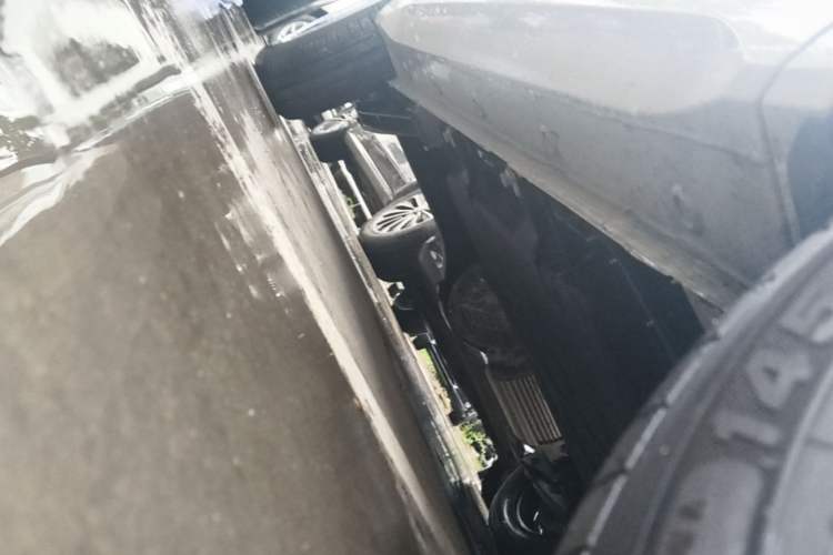 Used Wuling Hongguang MINIEV 2024 3rd Generation 215km Youth Edition Right Side Sill