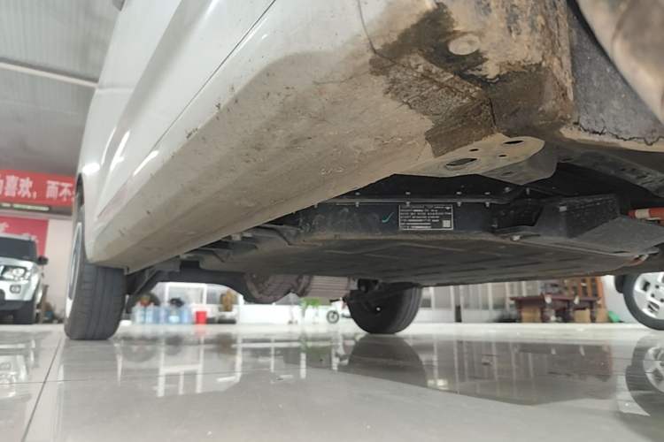 Used Wuling Hongguang MINIEV 2024 3rd Generation 215km Youth Edition Right Side Sill