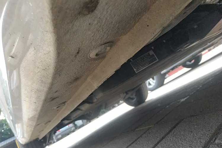Used Wuling Hongguang MINIEV 2024 3rd Generation 215km Youth Edition Right Side Sill