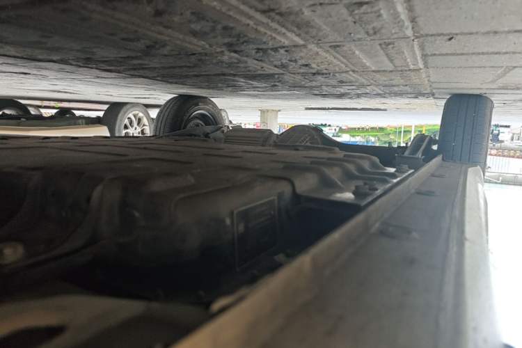 Used Wuling Hongguang MINIEV 2024 3rd Generation 215km Advanced Version Right Side Sill