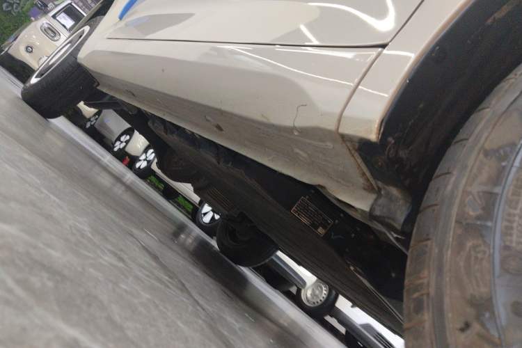 Used Wuling Hongguang MINIEV 2024 3rd Generation 215km Youth Edition Right Side Sill
