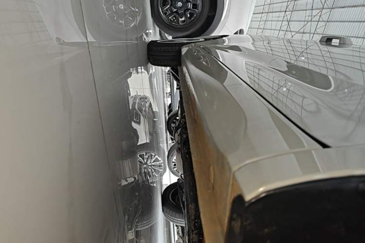 Used Wuling Hongguang MINIEV 2024 3rd Generation 170 km Right Side Sill