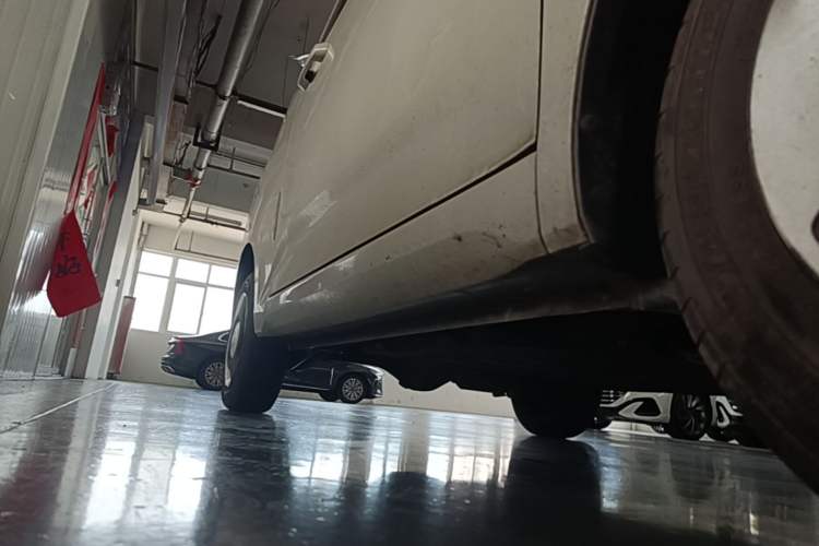 Used Wuling Hongguang MINIEV 2024 3rd Generation 215km Youth Edition Right Side Sill