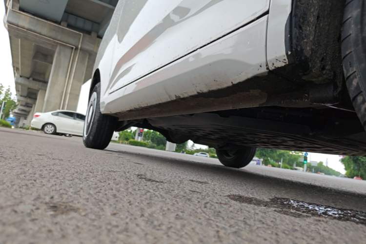 Used Wuling Hongguang MINIEV 2024 3rd Generation 215km Youth Edition Right Side Sill