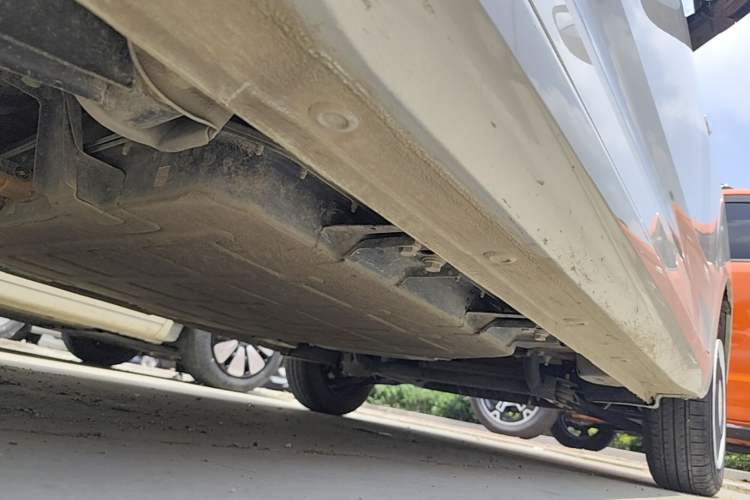 Used Wuling Hongguang MINIEV 2024 3rd Generation 215km Youth Edition Right Side Sill