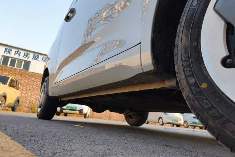 Used Wuling Hongguang MINIEV 2024 3rd Generation 215km Youth Edition Right Side Sill