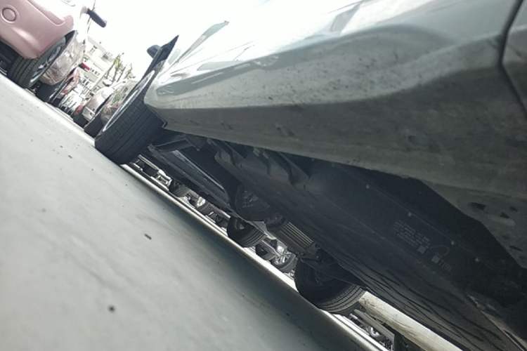 Used Wuling Hongguang MINIEV 2024 3rd Generation 215km Youth Edition Right Side Sill