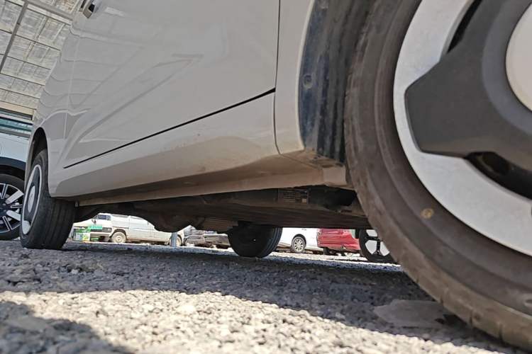 Used Wuling Hongguang MINIEV 2024 3rd Generation 215km Youth Edition Right Side Sill