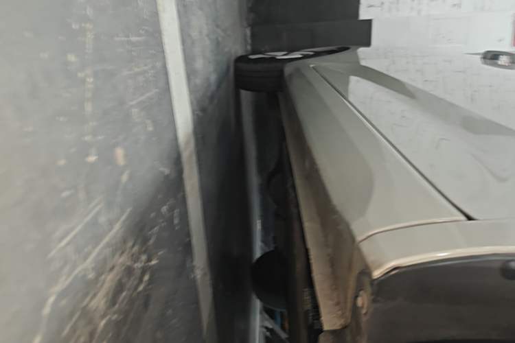 Used Wuling Hongguang MINIEV 2024 3rd Generation 215km Advanced Version Right Side Sill
