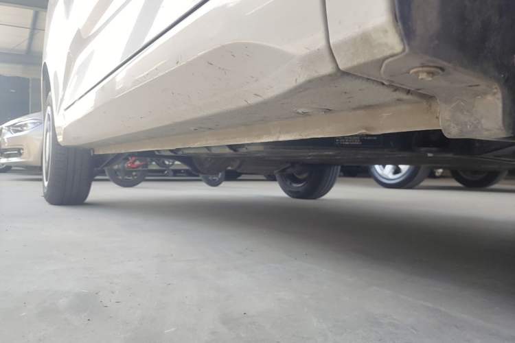Used Wuling Hongguang MINIEV 2024 3rd Generation 215km Youth Edition Right Side Sill
