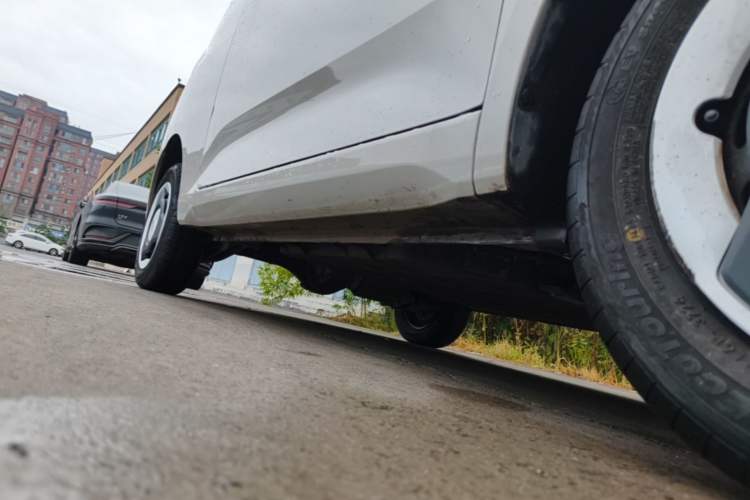 Used Wuling Hongguang MINIEV 2024 3rd Generation 215km Youth Edition Right Side Sill