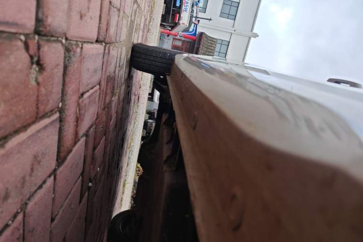 Used Wuling Hongguang MINIEV 2024 3rd Generation 215km Youth Edition Right Side Sill