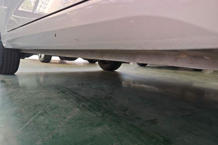 Used Wuling Hongguang MINIEV 2024 3rd Generation 215km Advanced Version Right Side Sill