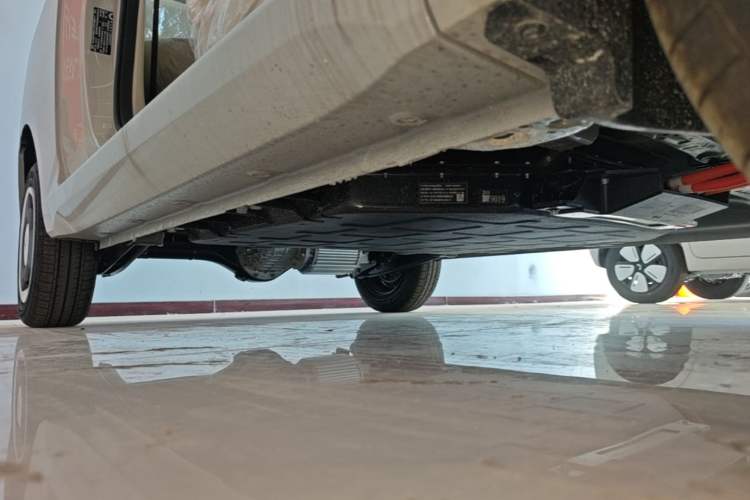 Used Wuling Hongguang MINIEV 2024 3rd Generation 215km Youth Edition Right Side Sill