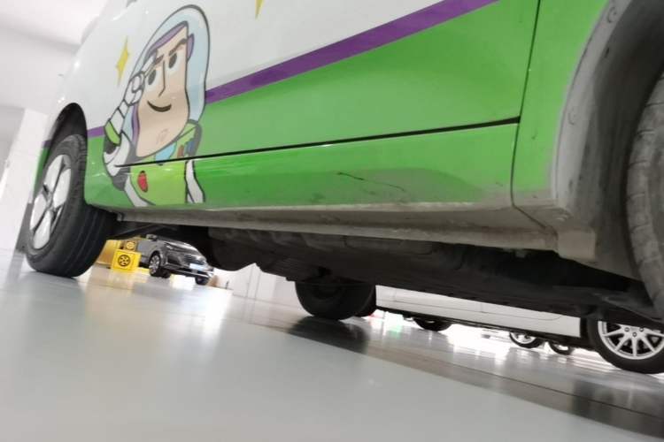 Used Wuling Hongguang MINIEV 2024 3rd Generation 215km Advanced Version Right Side Sill
