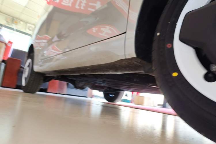 Used Wuling Hongguang MINIEV 2024 3rd Generation 215km Youth Edition Right Side Sill