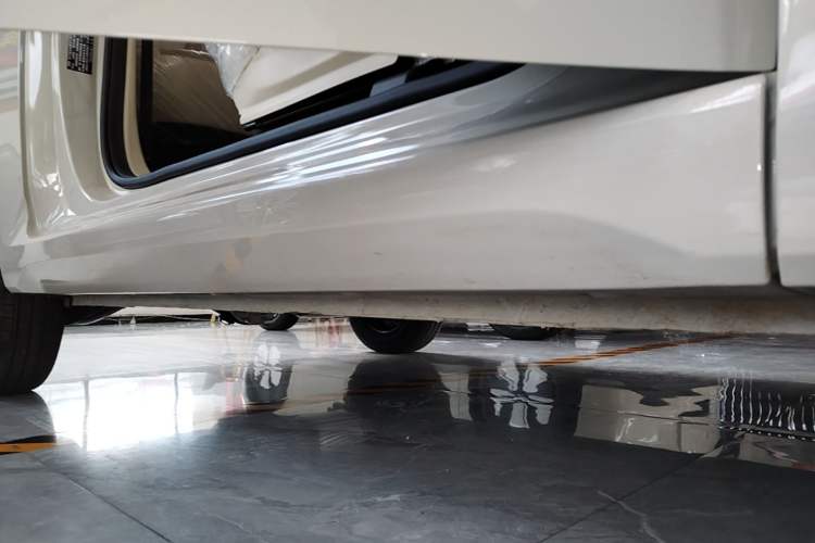 Used Wuling Hongguang MINIEV 2024 3rd Generation 215km Youth Edition Right Side Sill