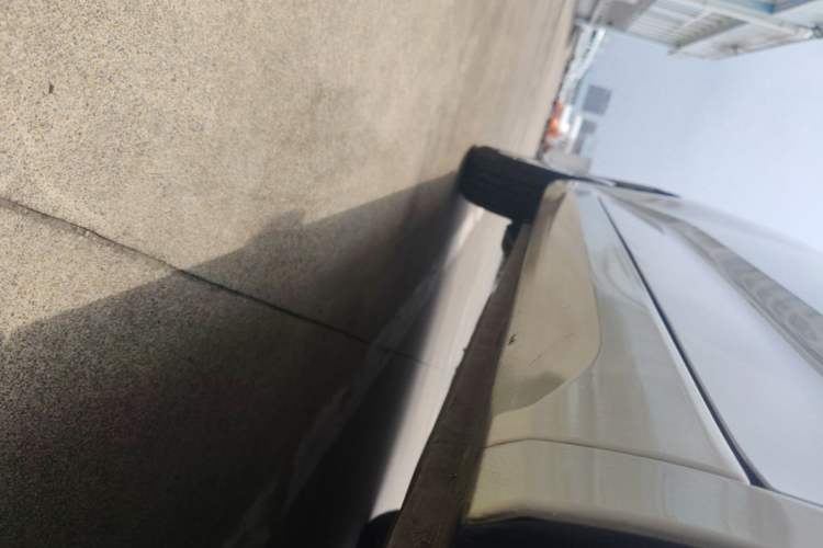 Used Wuling Hongguang MINIEV 2024 3rd Generation 215km Advanced Version Right Side Sill