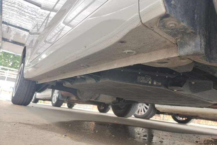 Used Wuling Hongguang MINIEV 2024 3rd Generation 215km Youth Edition Right Side Sill