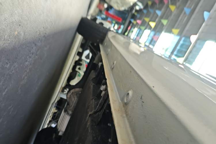 Used Wuling Hongguang MINIEV 2024 3rd Generation 215km Youth Edition Right Side Sill