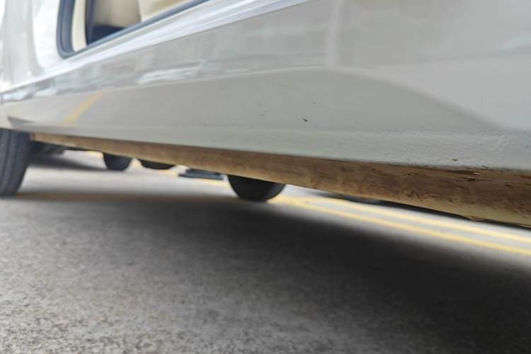 Used Wuling Hongguang MINIEV 2024 3rd Generation 215km Youth Edition Right Side Sill