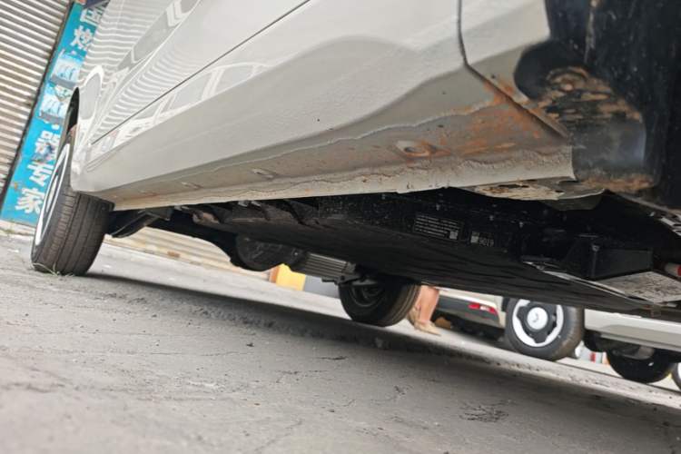 Used Wuling Hongguang MINIEV 2024 3rd Generation 215km Youth Edition Right Side Sill
