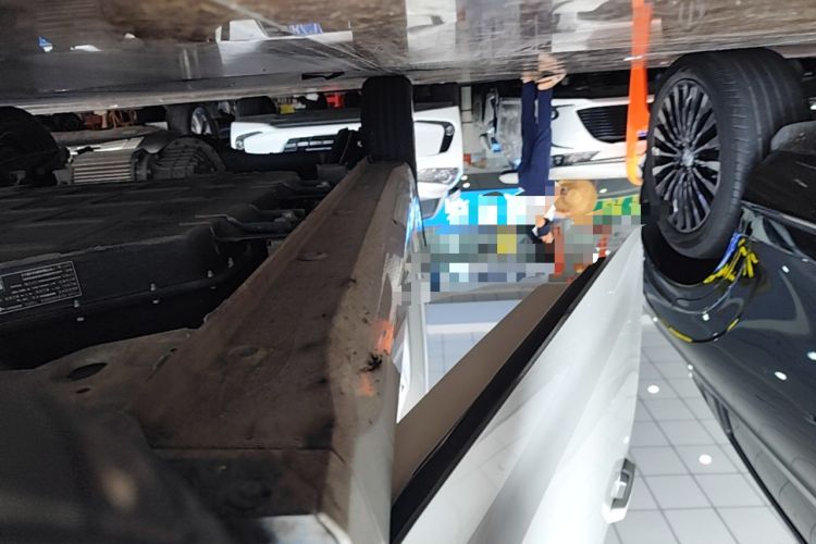 Used Wuling Hongguang MINIEV 2024 3rd Generation 215km Youth Edition Right Side Sill