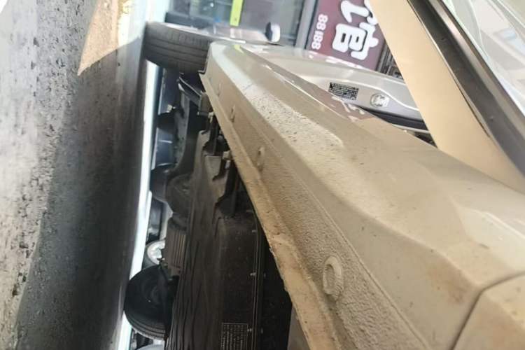 Used Wuling Hongguang MINIEV 2024 3rd Generation 215km Youth Edition Right Side Sill