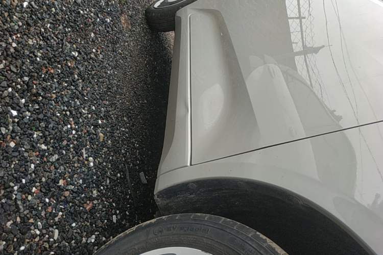 Used Wuling Hongguang MINIEV 2024 3rd Generation 215km Youth Edition Right Side Sill