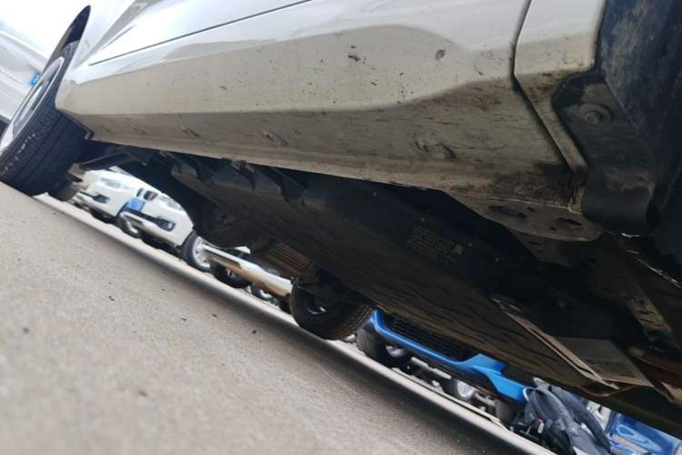 Used Wuling Hongguang MINIEV 2024 3rd Generation 215km Youth Edition Right Side Sill