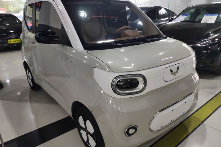 Used Wuling Hongguang MINIEV 2024 3rd Generation 215km Advanced Version Right Side Sill