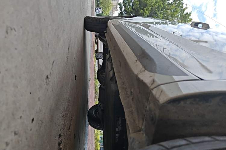 Used Wuling Hongguang MINIEV 2024 3rd Generation 215km Youth Edition Right Side Sill