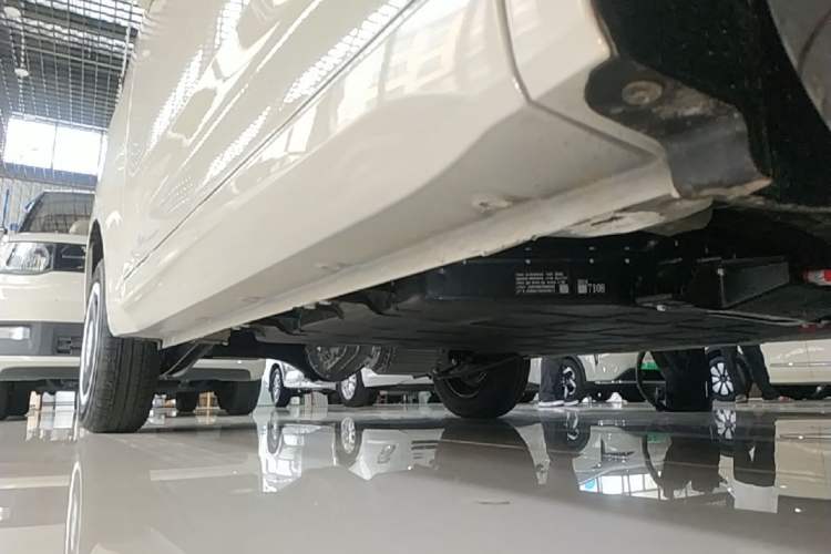 Used Wuling Hongguang MINIEV 2024 3rd Generation 215km Youth Edition Right Side Sill