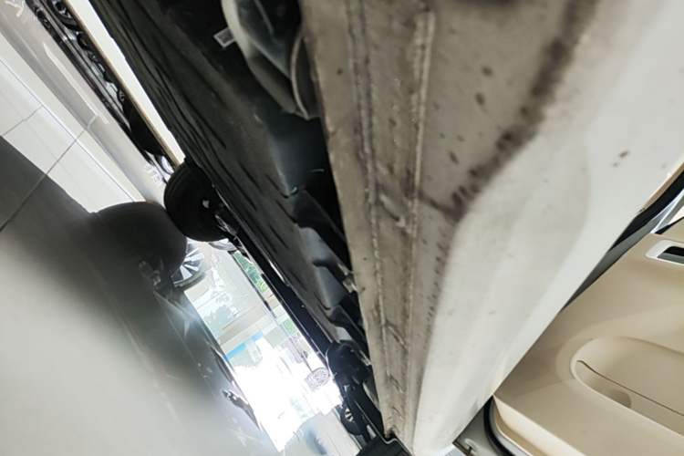 Used Wuling Hongguang MINIEV 2024 3rd Generation 215km Youth Edition Right Side Sill