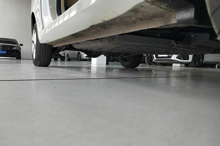 Used Wuling Hongguang MINIEV 2024 3rd Generation 215km Advanced Version Right Side Sill
