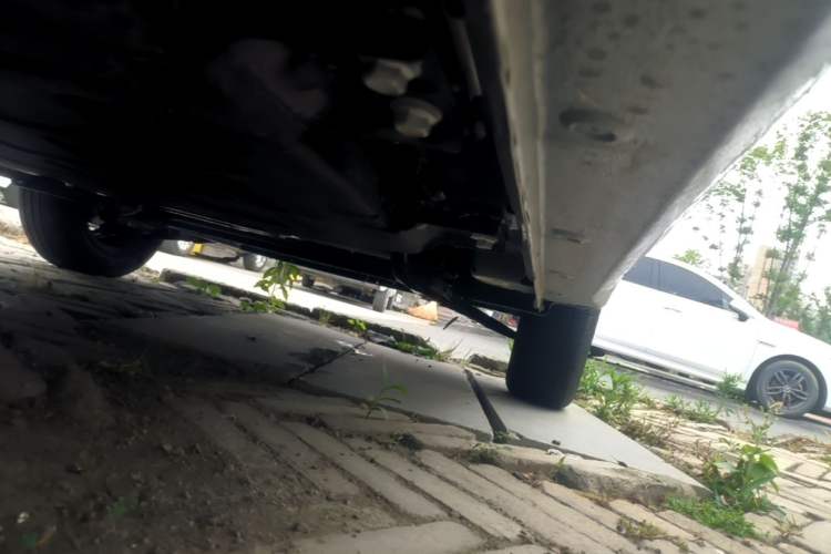 Used Wuling Hongguang MINIEV 2024 3rd Generation 215km Youth Edition Right Side Sill