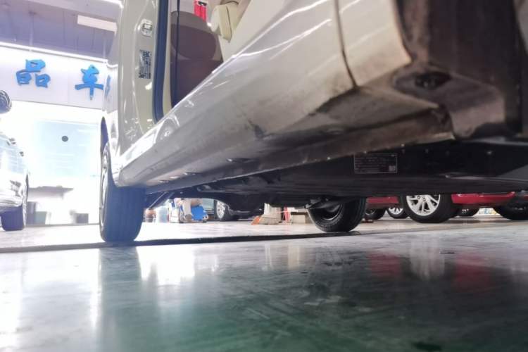 Used Wuling Hongguang MINIEV 2024 3rd Generation 215km Youth Edition Right Side Sill