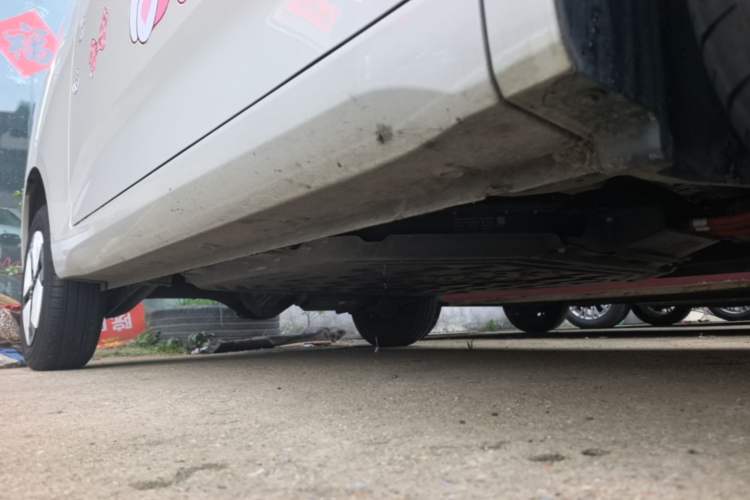 Used Wuling Hongguang MINIEV 2024 3rd Generation 215km Youth Edition Right Side Sill