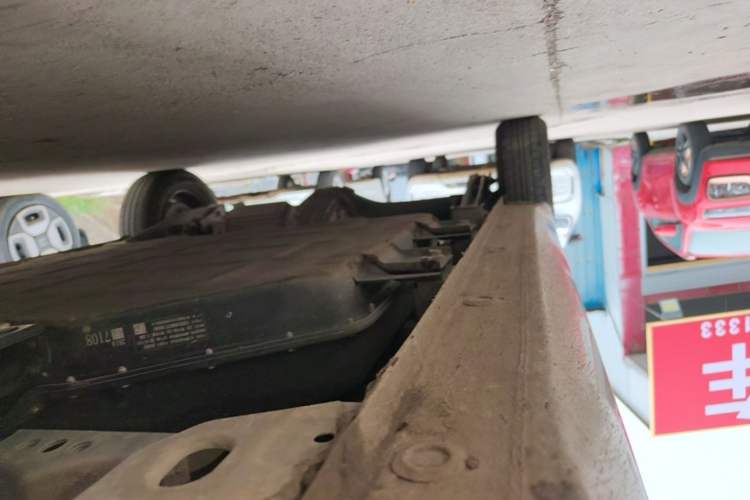 Used Wuling Hongguang MINIEV 2024 3rd Generation 215km Advanced Version Right Side Sill