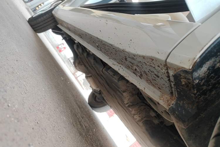 Used Wuling Hongguang MINIEV 2024 3rd Generation 215km Advanced Version Right Side Sill