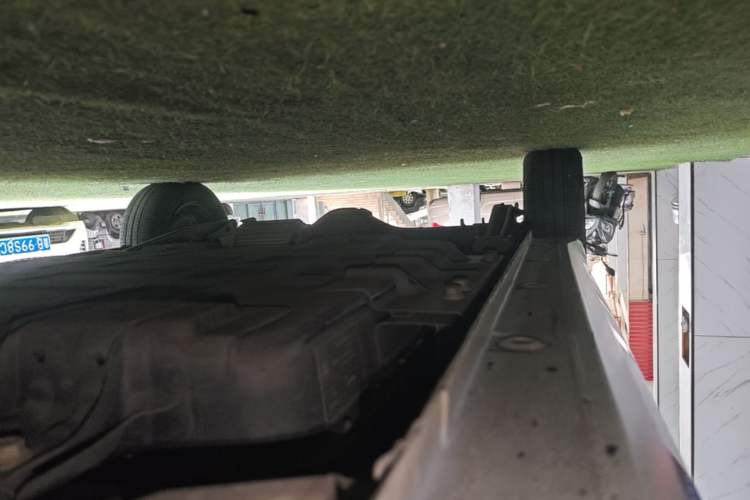 Used Wuling Hongguang MINIEV 2024 3rd Generation 215km Advanced Version Right Side Sill