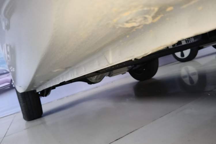 Used Wuling Hongguang MINIEV 2024 3rd Generation 215km Youth Edition Right Side Sill