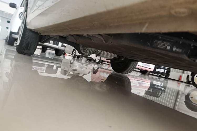 Used Wuling Hongguang MINIEV 2024 3rd Generation 215km Youth Edition Right Side Sill
