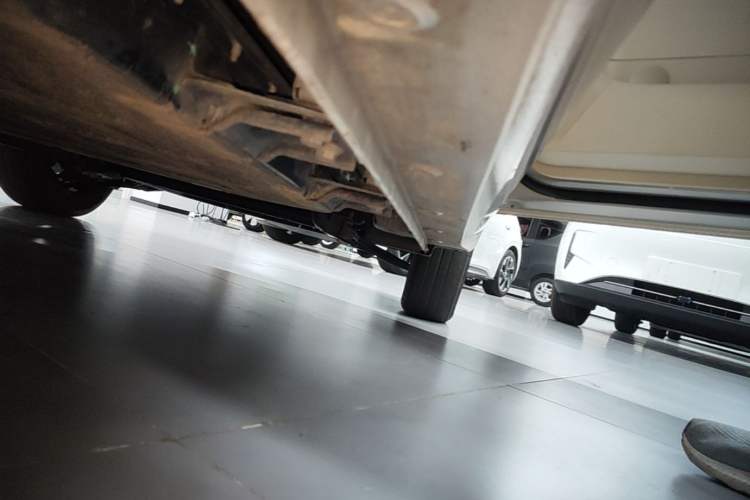 Used Wuling Hongguang MINIEV 2024 3rd Generation 215km Youth Edition Right Side Sill