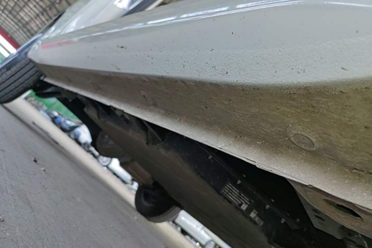 Used Wuling Hongguang MINIEV 2024 3rd Generation 215km Youth Edition Right Side Sill